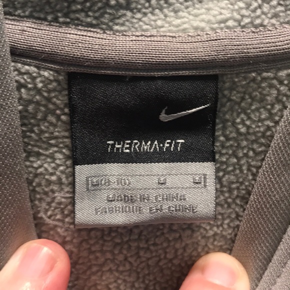 Nike Therma-Fit Hoodie - Picture 2 of 2